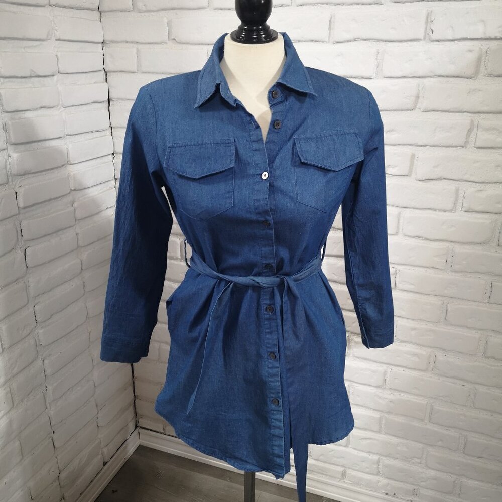 She's Got Leggz Ladies Size Small Button Front & Cuffs Tie Front Long Shirt